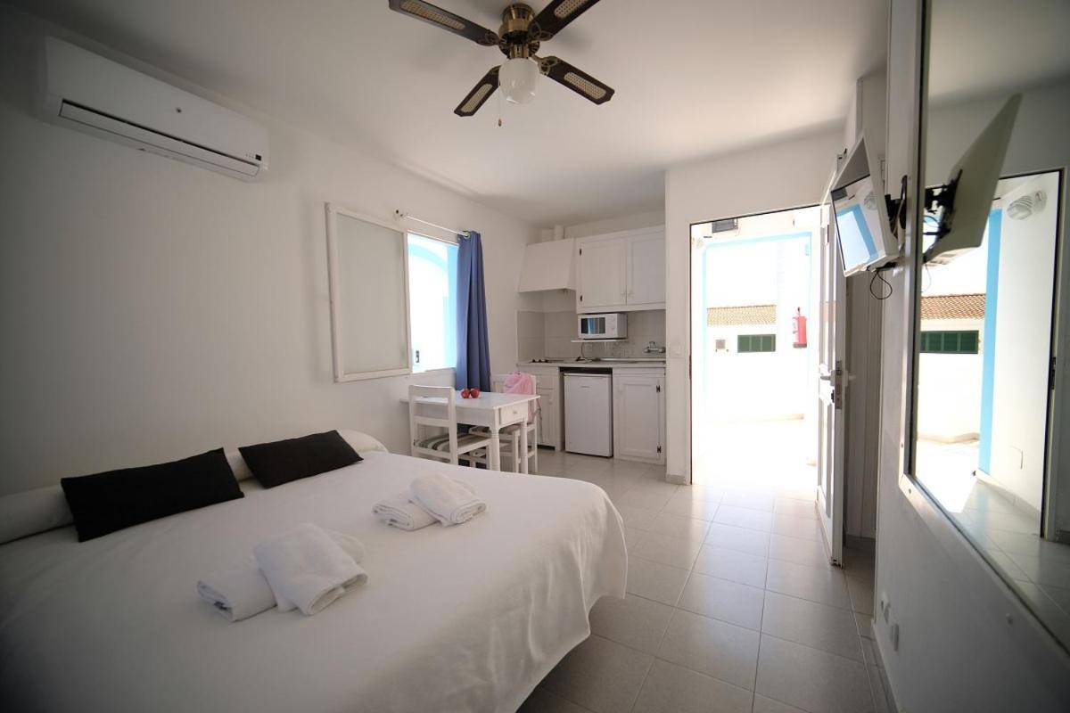 Estel Blanc Apartments - Adults Only Cala'N Blanes  Exterior photo