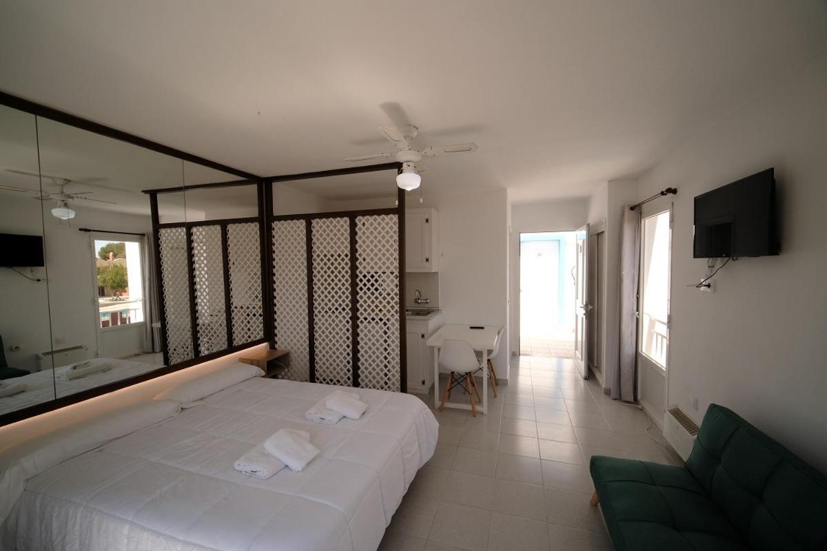 Estel Blanc Apartments - Adults Only Cala'N Blanes  Exterior photo