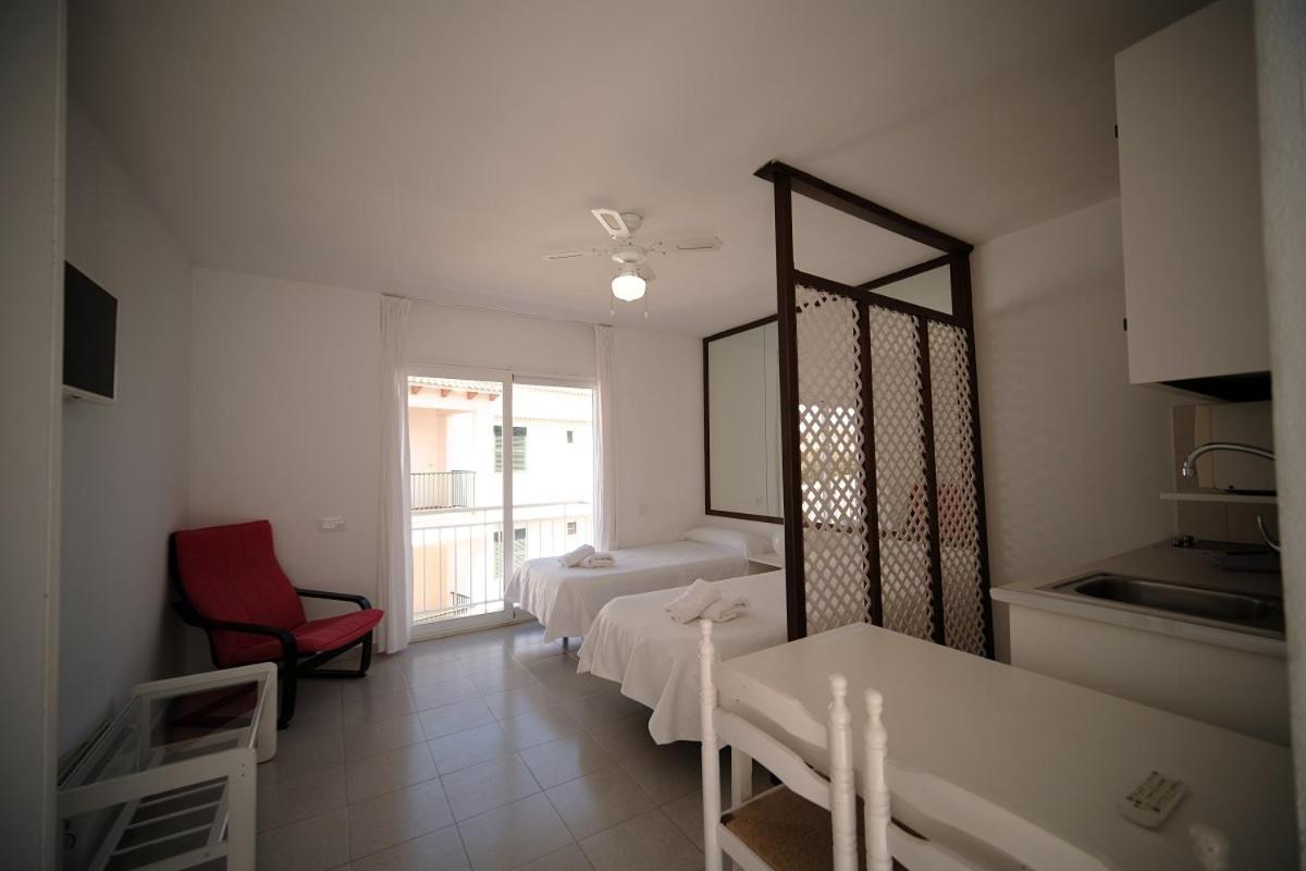 Estel Blanc Apartments - Adults Only Cala'N Blanes  Exterior photo