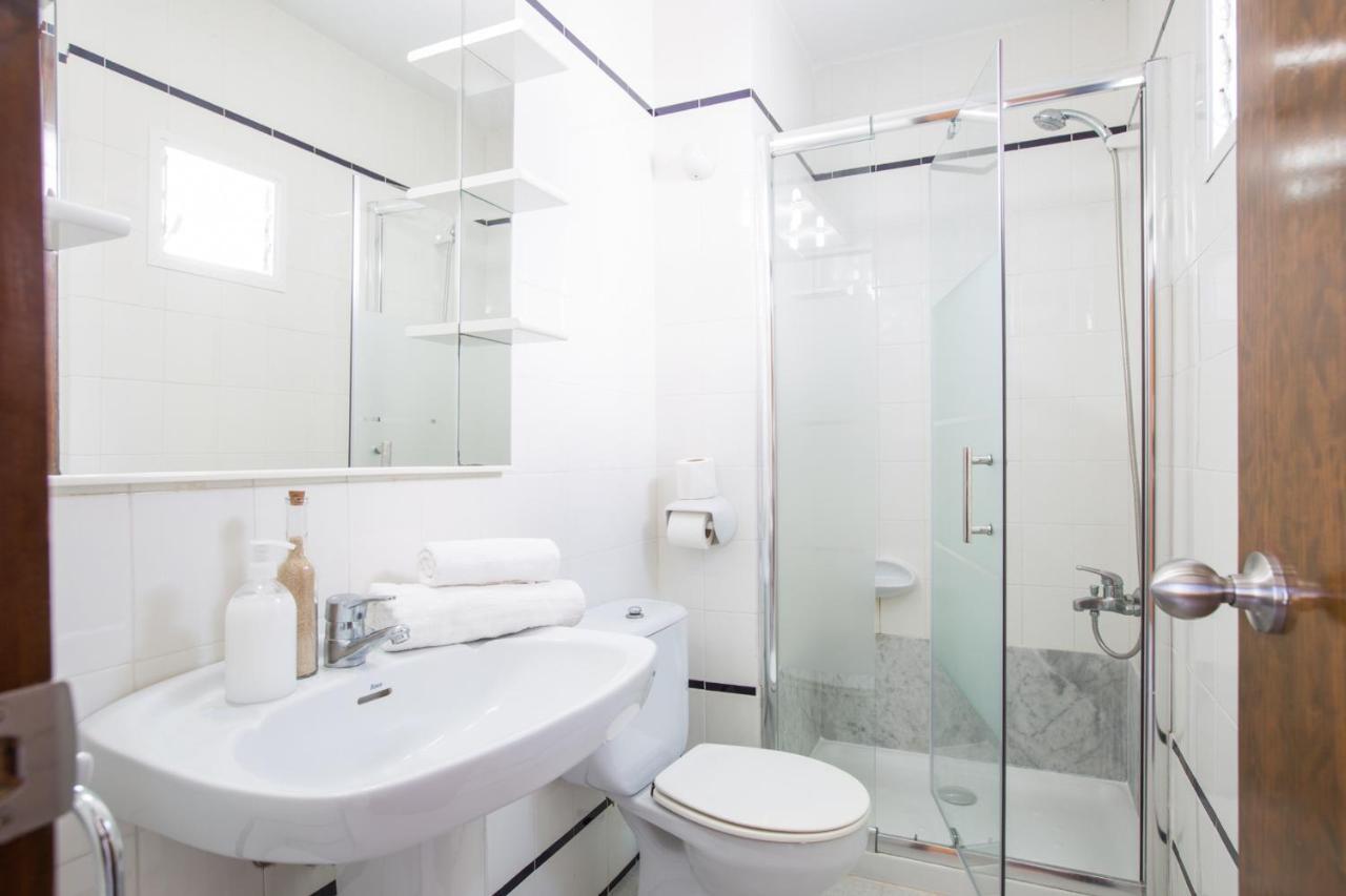 Estel Blanc Apartments - Adults Only Cala'N Blanes  Room photo