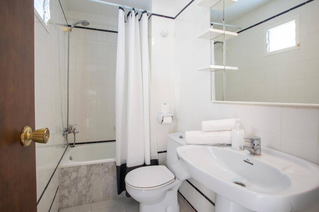 Estel Blanc Apartments - Adults Only Cala'N Blanes  Room photo
