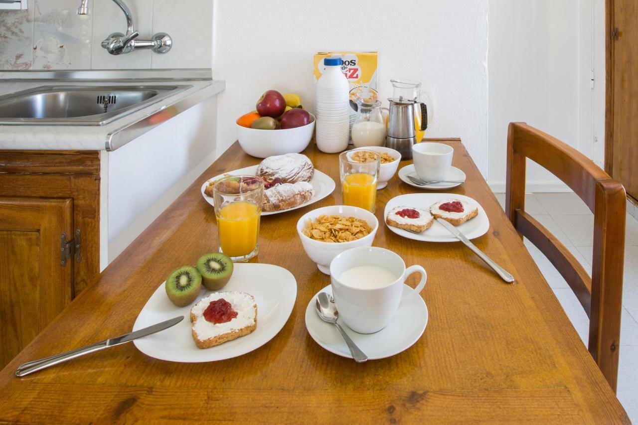 Estel Blanc Apartments - Adults Only Cala'N Blanes  Room photo